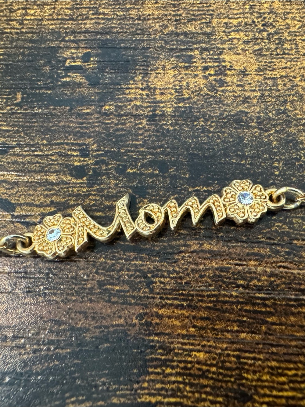 Vintage AVON Gold-Tone Mom Anklet (10”) - Picture 2 of 7